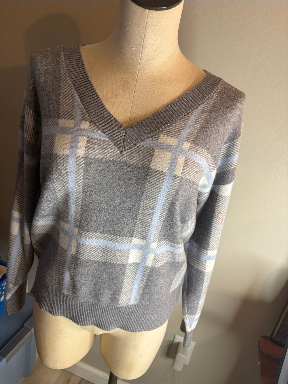 Max Studio Gray Plaid V-Neck Sweater with Light Blue and Cream Accents